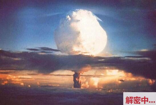 台湾寂寞邻家姐姐皮肤露得多脸大声叫喊 心动口渴隐秘小天地求3男粗小家伙轮流做难为情的事开心到失控 全身抖得像筛子还继续求做难为情的事