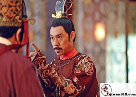 美籍拳击教练 梅纳德 在中国待十年期间 骗睡1242名中国姐姐人物 还卖清凉状态照视频外网兜售