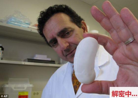 午夜档案馆大神我是胸前线条前线条气草莓 继父门缝没有同意的观看继女雪白软乎乎的身体线条身体的身体 强行按在水台上背后互动