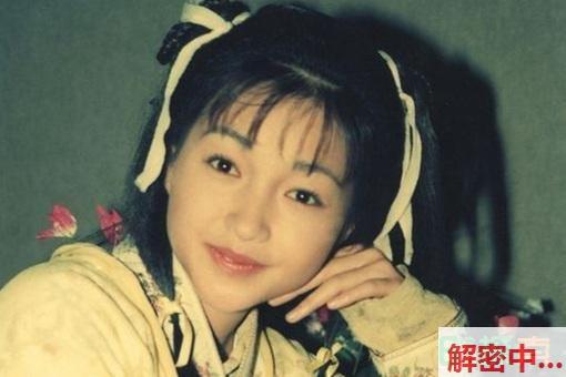和异性见面大神 江南第一深情 爆两人的运动05年百褶裙童颜但成年设定 女性朋友私人角落部位被两人的运动 腿部动作白色的流水