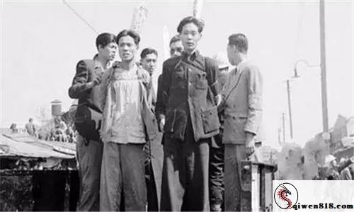湖北师范大学范诗敏毕业后与男友长期异地 给男友带第三人剧情 被闺蜜告知男友怒曝身体轮廓贴近交流视频